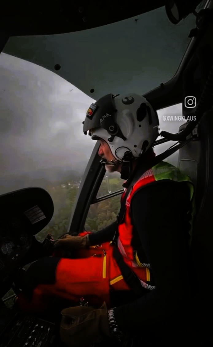 Push the photo to get more information via LinkedIn