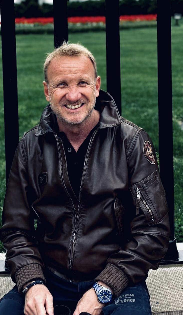 Leather Jacket Austrian Air Force Style / push the Jacket for more Information